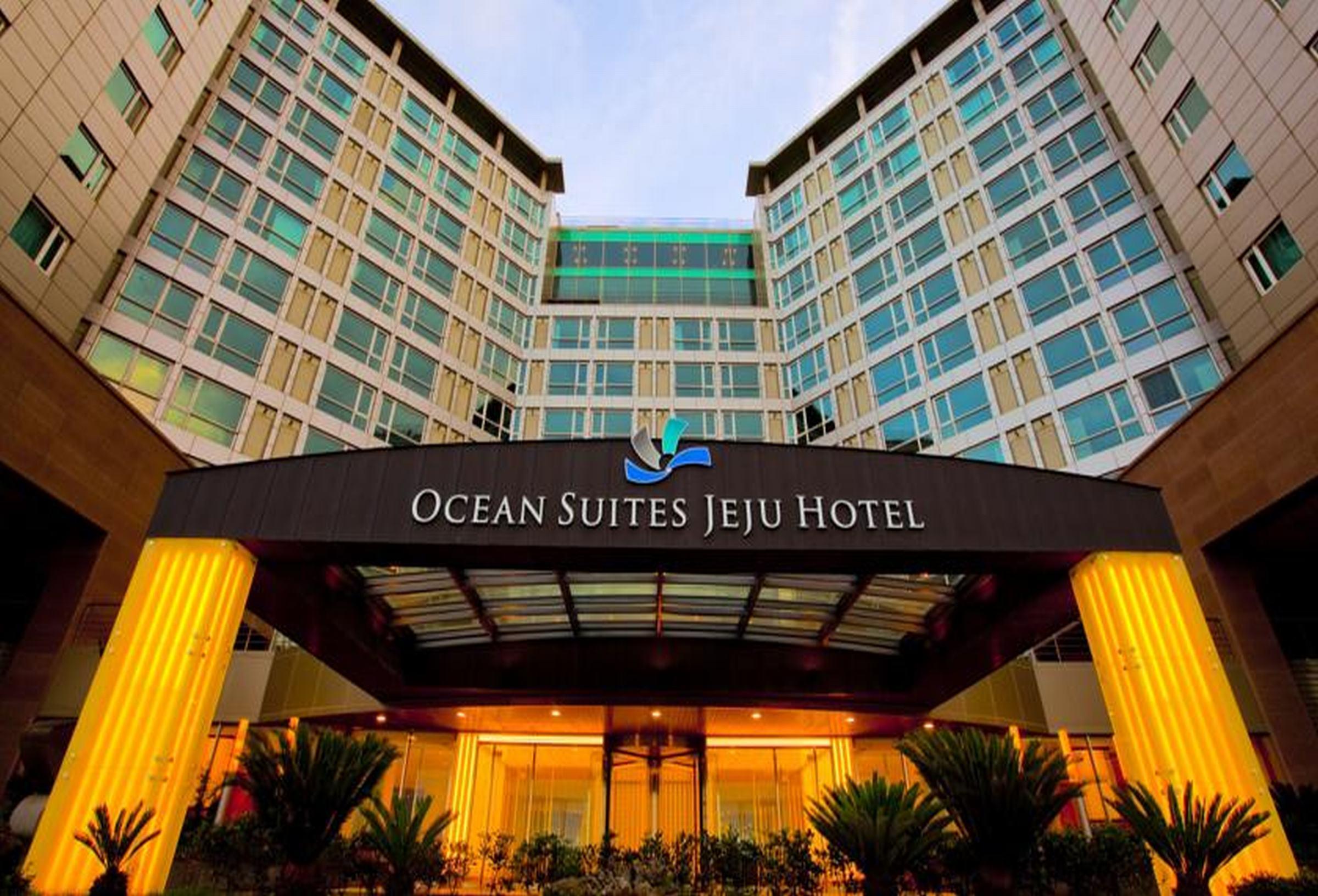 Ocean Suites Jeju Hotel Buitenkant foto